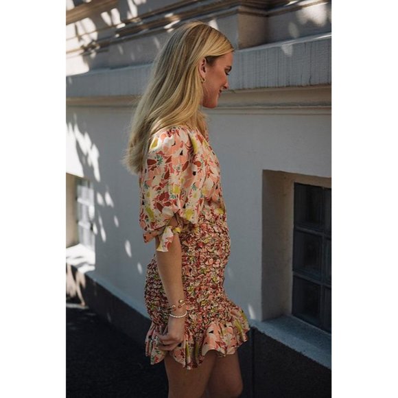 🆕 By TiMo Shirred Smocked Ruffle Crepe Satin Mini Dress Floral Medium - Picture 4 of 16